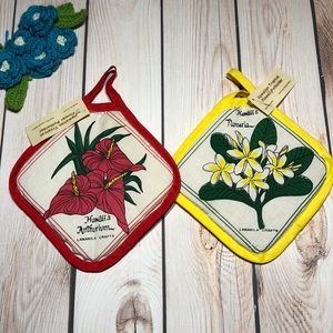 Lanakila Crafts vintage Hawaii flower potholders